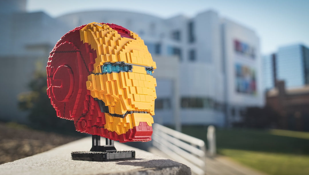 Web-Slinger Busts in the City in LEGO Bricks by Bricker Builds