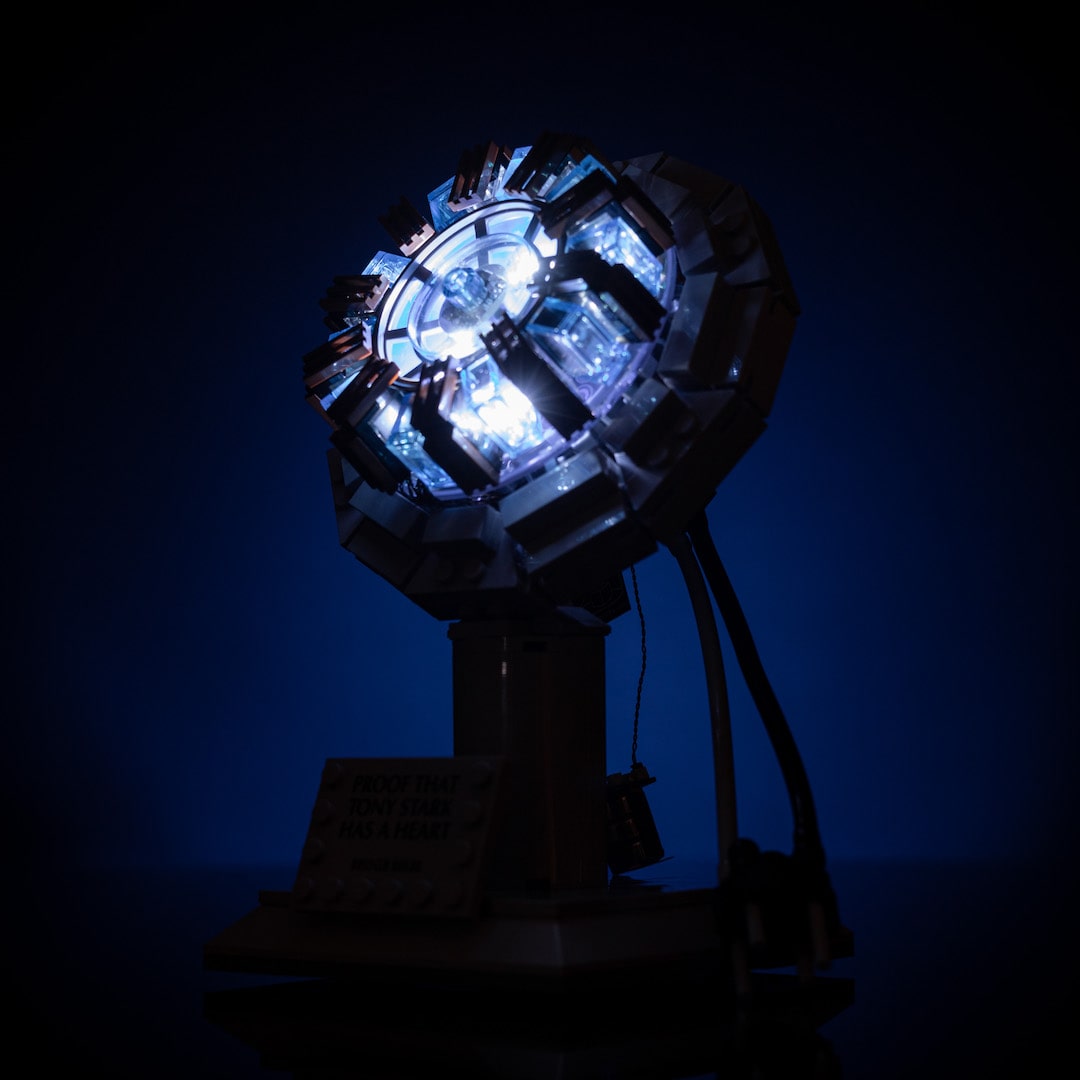 Tony Stark's Arc Reactor Life-Sized Replica built with LEGO® bricks - by Bricker Builds