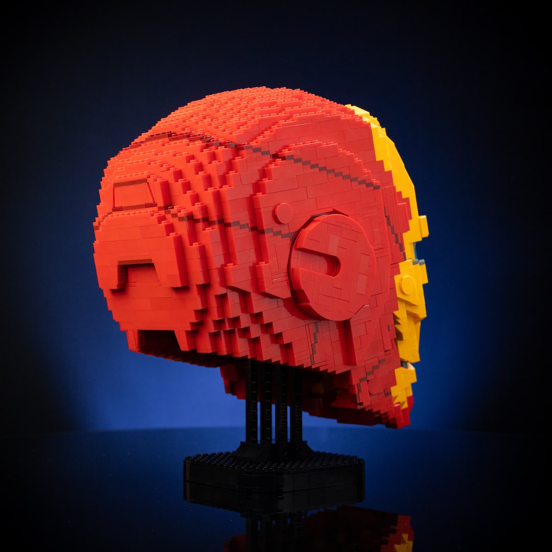 Tony Stark's Mark 3 Helmet built with LEGO® bricks - by Bricker Builds