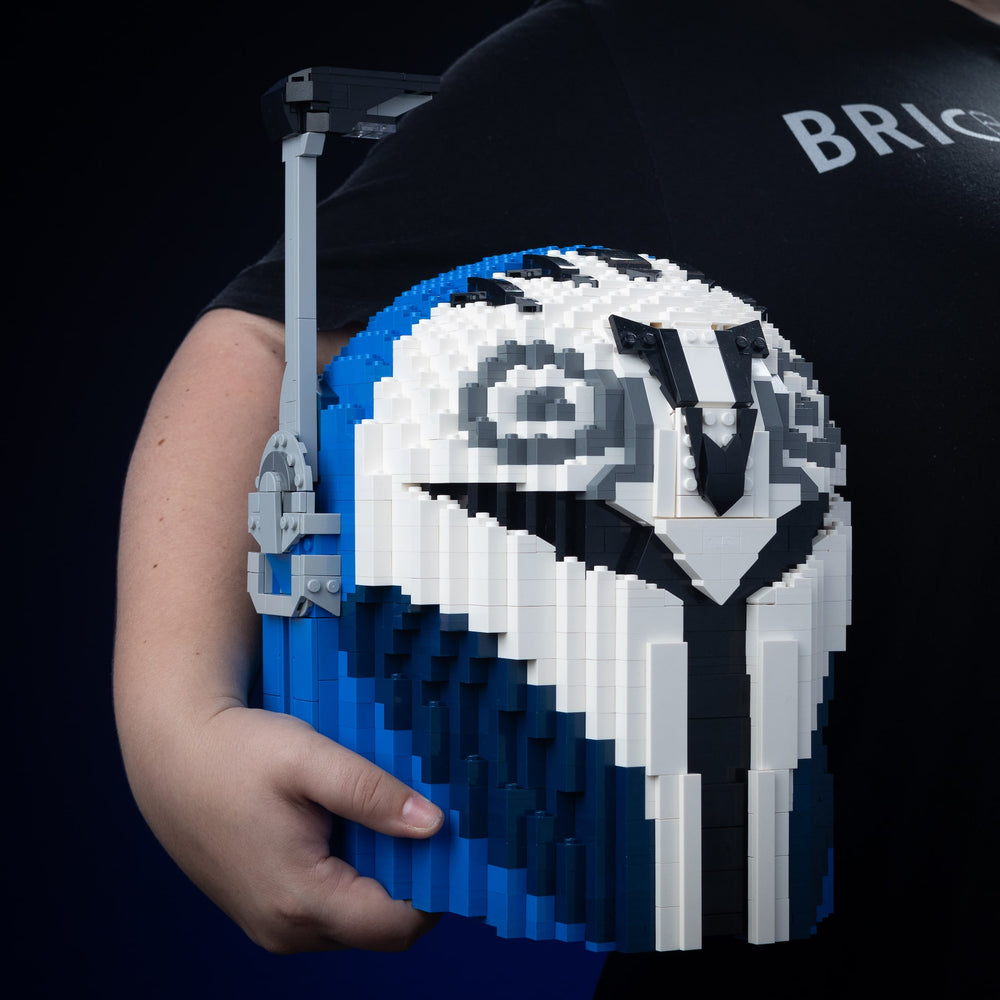Bo Katan's Helmet built with LEGO® bricks - by Bricker Builds