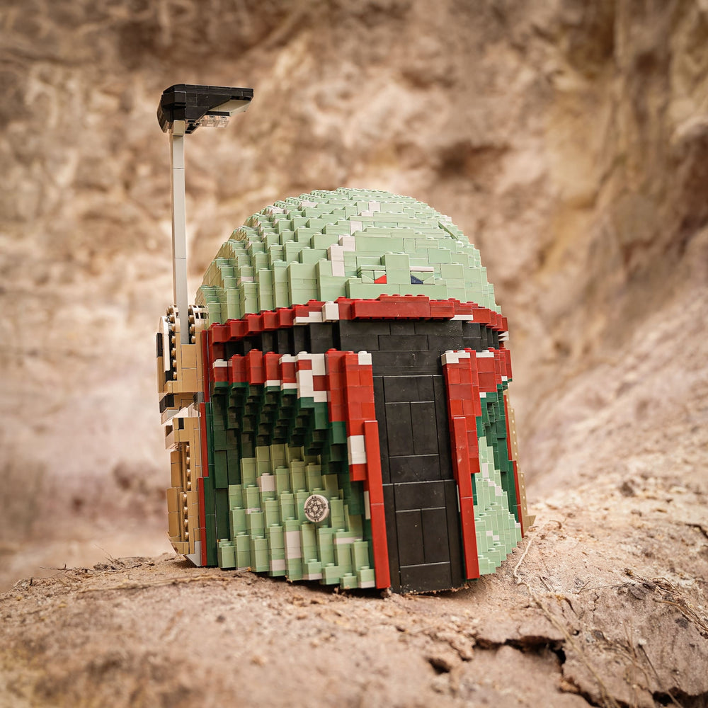 Boba Life-Sized Replica Helmet built with LEGO® bricks - by Bricker Builds