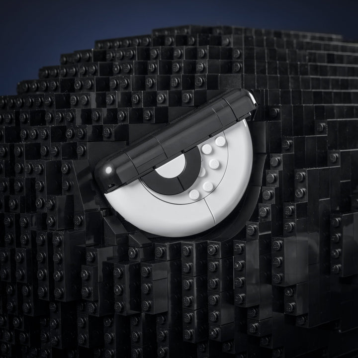 Angry Bill made of Lego bricks eye