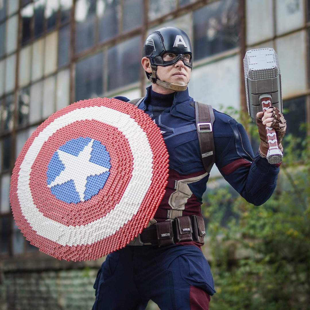 [Discord Exclusive] Thor's Hammer Life-Sized Replica built with LEGO® bricks - by Bricker Builds