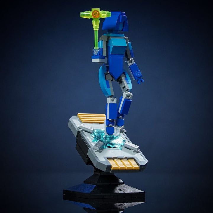 Spartan 117 Companion on Data Crystal Chip built with LEGO® bricks - by Bricker Builds