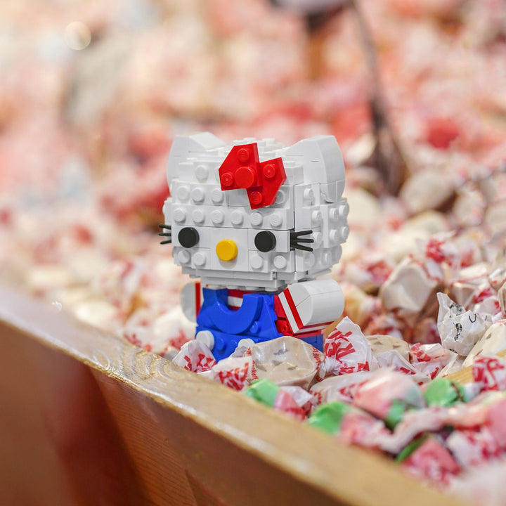 Mini Cute Kitten made of LEGO® Bricks by Bricker Builds