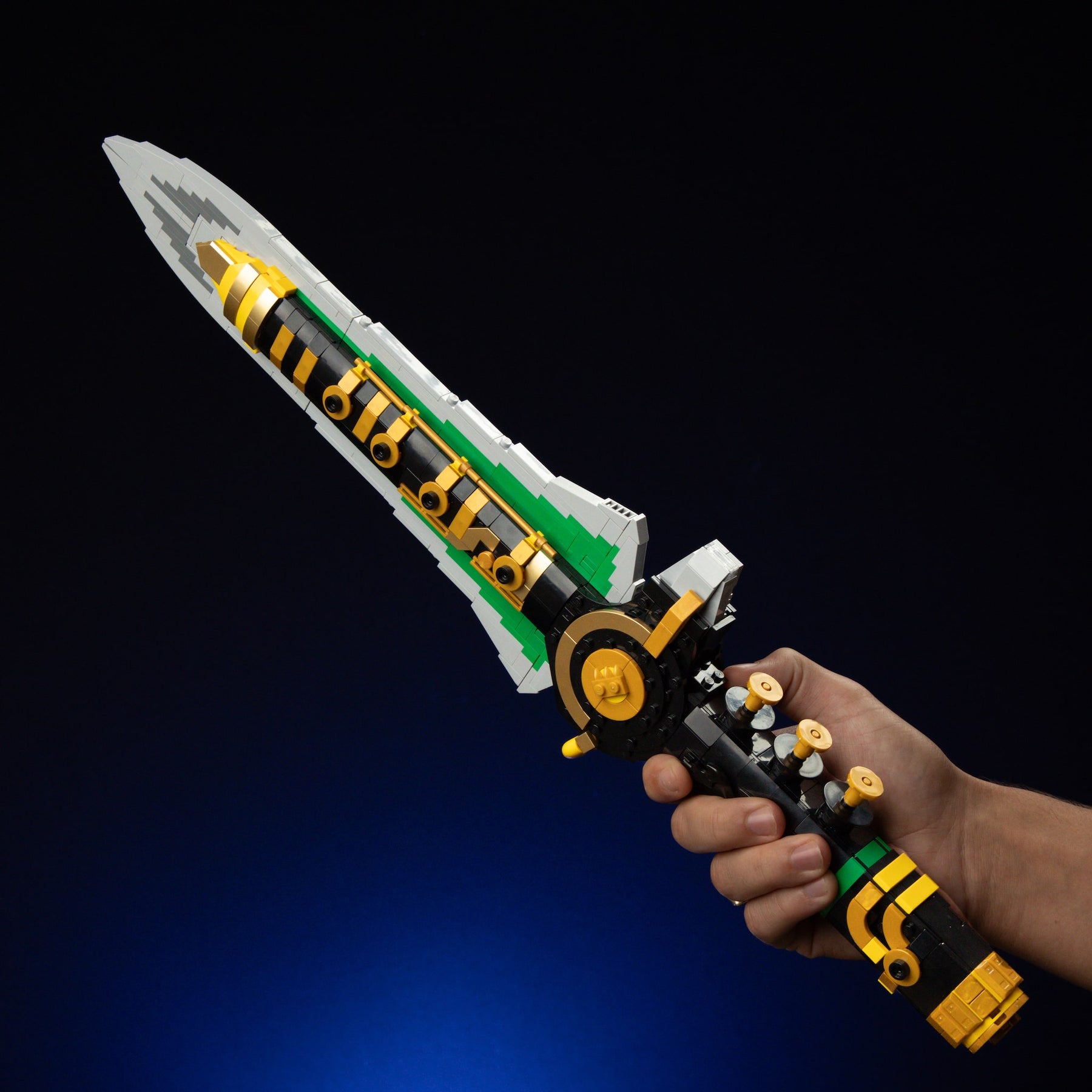 Dragon Dagger LifeSized Replica Bricker Builds