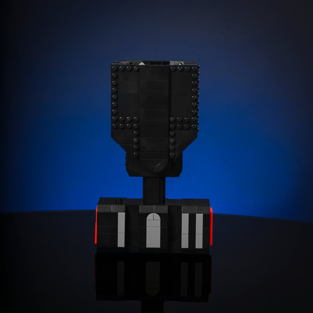 Grapnel made of LEGO bricks by Bricker Builds studio photo