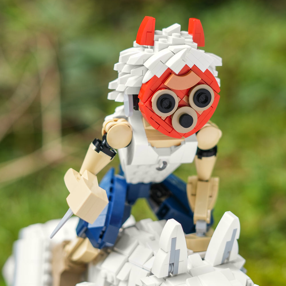 Masked Princess & Wolf Statuette Instructions - Bricker Builds