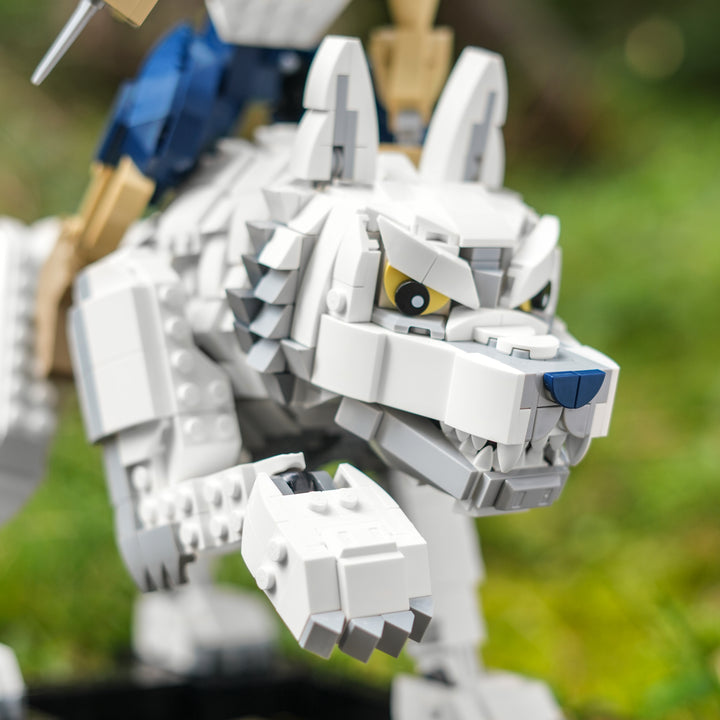Masked Princess & Wolf Statuette Instructions - Bricker Builds