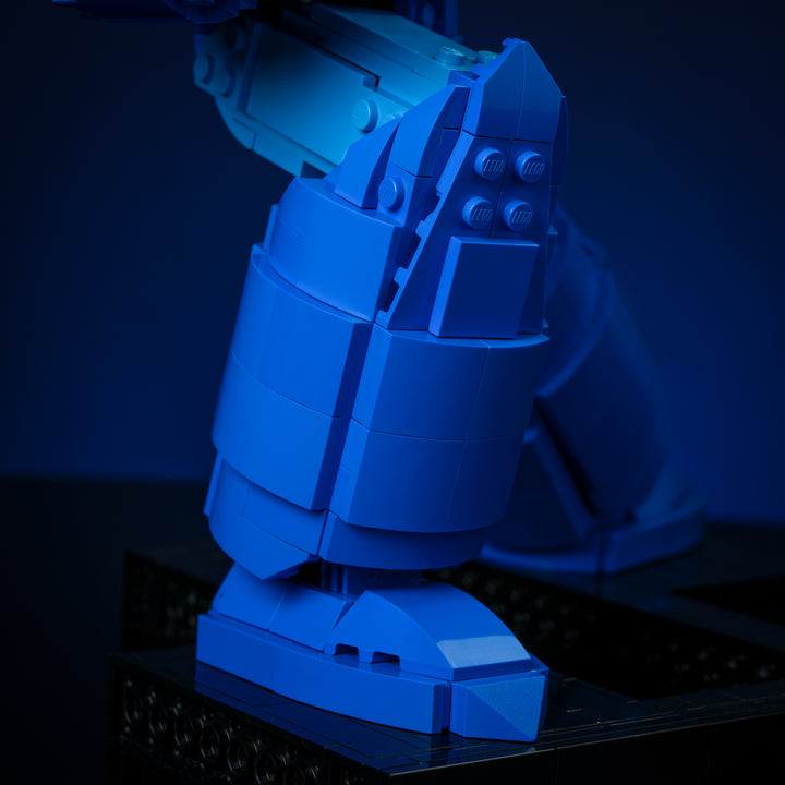 Megabyte Man Statuette - Bricker Builds