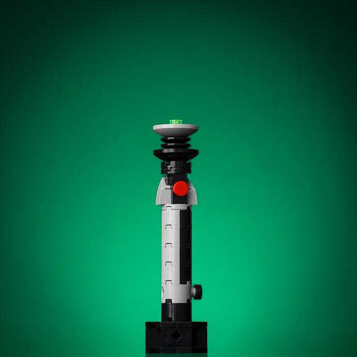[Exclusive] Mini Master Jinn's Saber - Bricker Builds