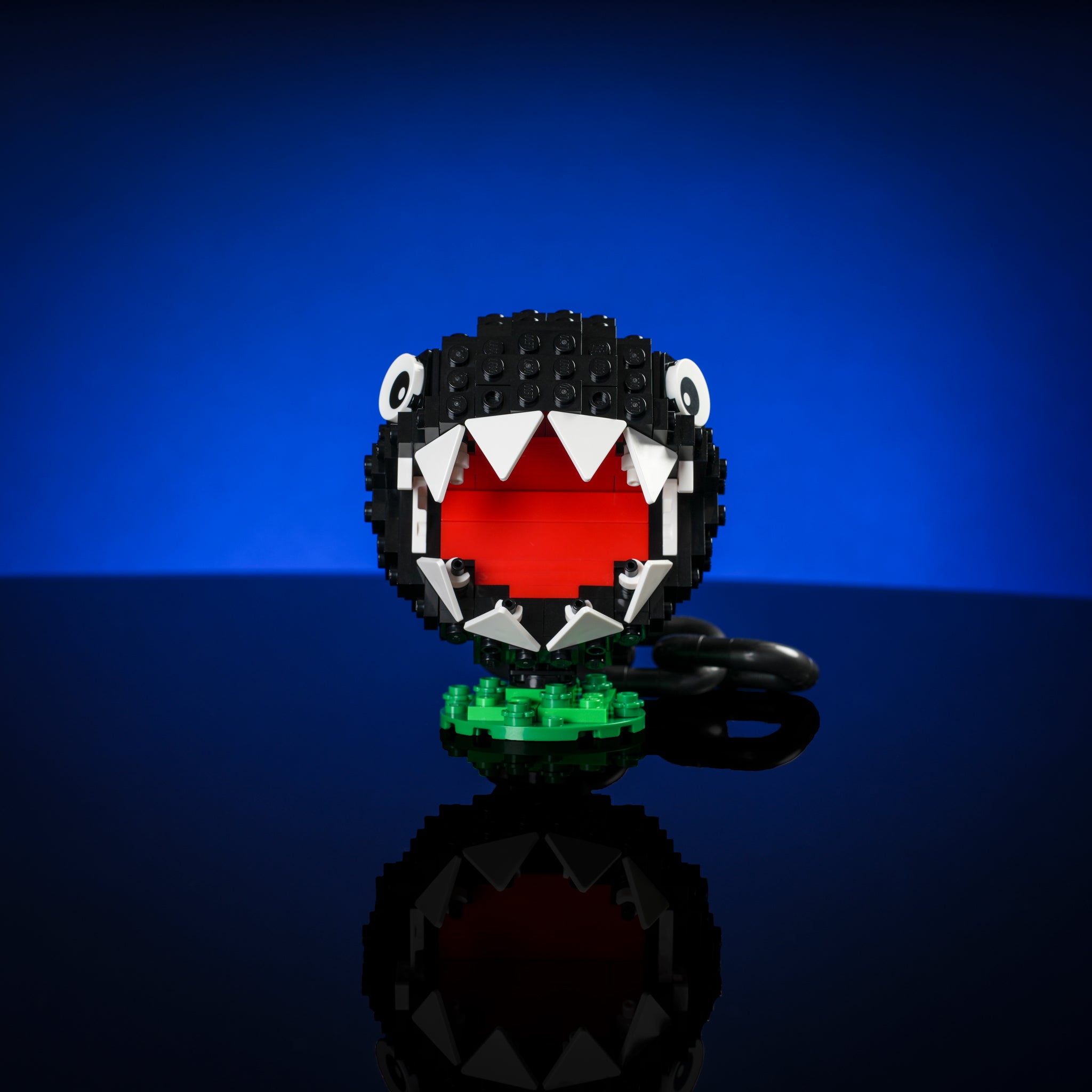 MiniAngryChomp-1x1-Studio-1-