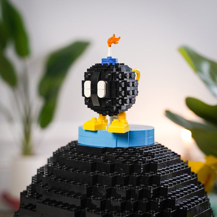 Mini Angry Bomb built with LEGO® bricks - by Bricker Builds