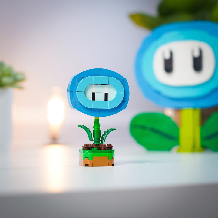 alt
[Exklusiv] Mini isblomma (tidsbegränsad gåva!) byggd med LEGO®-klossar - av Bricker Builds