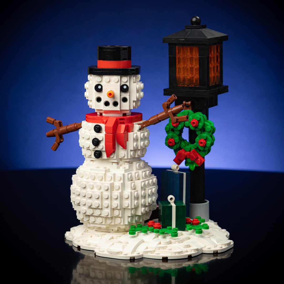 Holiday Snowman built with LEGO® bricks - Bricks & Instructions (Snowman + Scene) by Bricker Builds