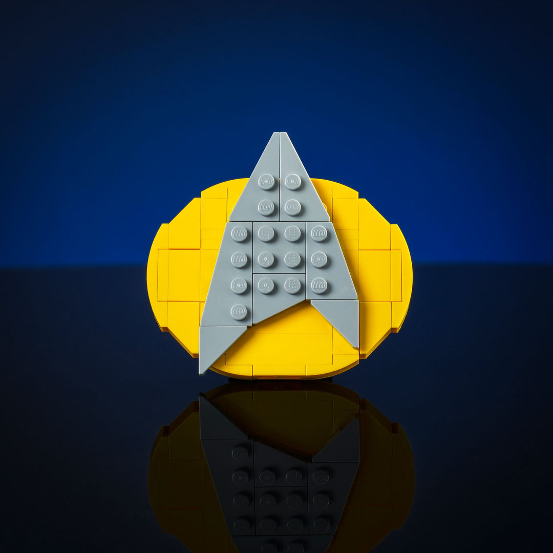 Federation Badge & Original Communicator - Bricker Builds