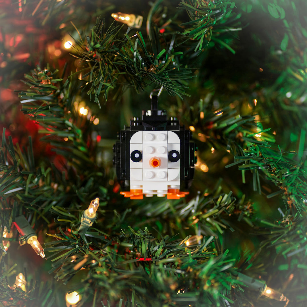 [Exclusive] Penguin Ornament