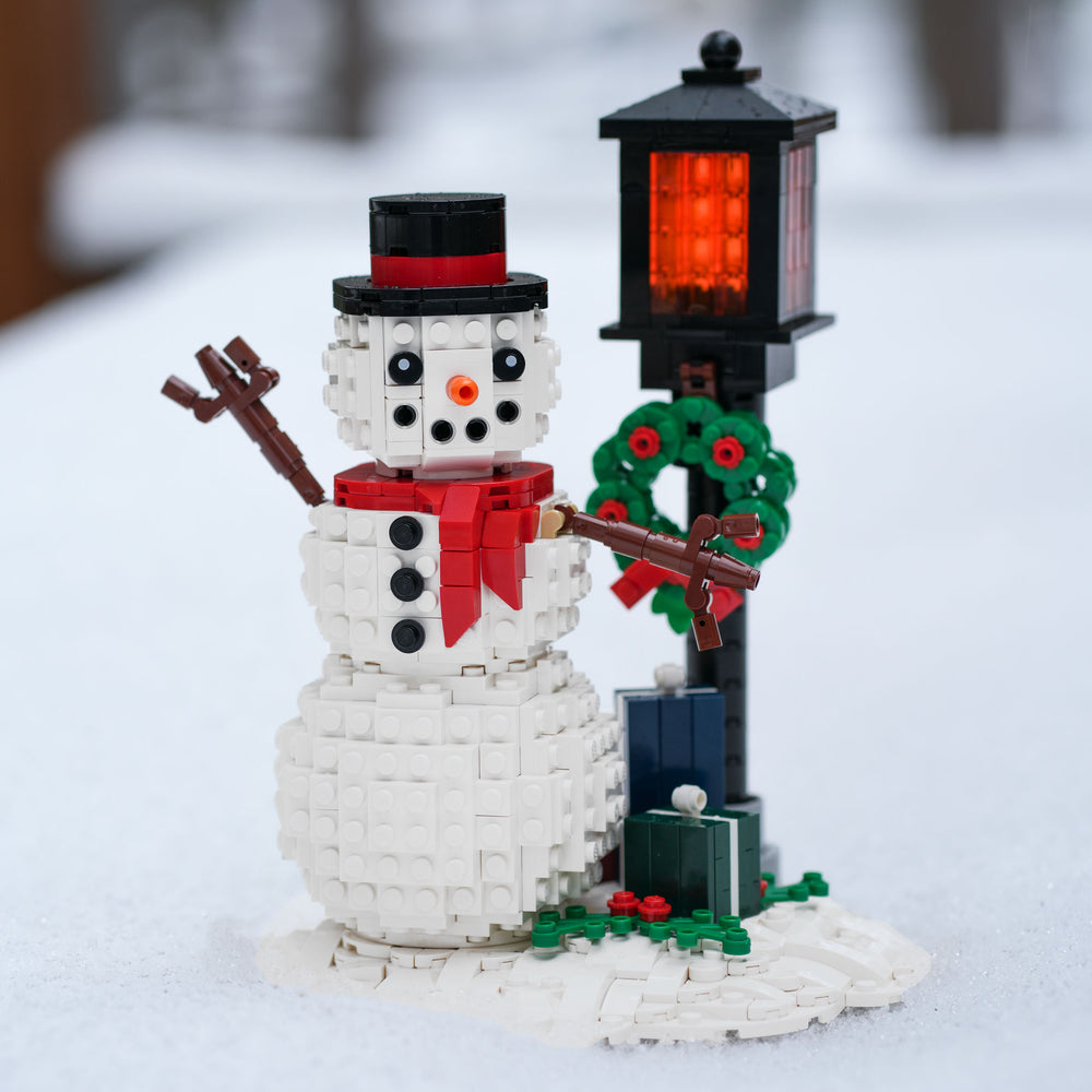 Holiday Snowman built with LEGO® bricks - by Bricker Builds