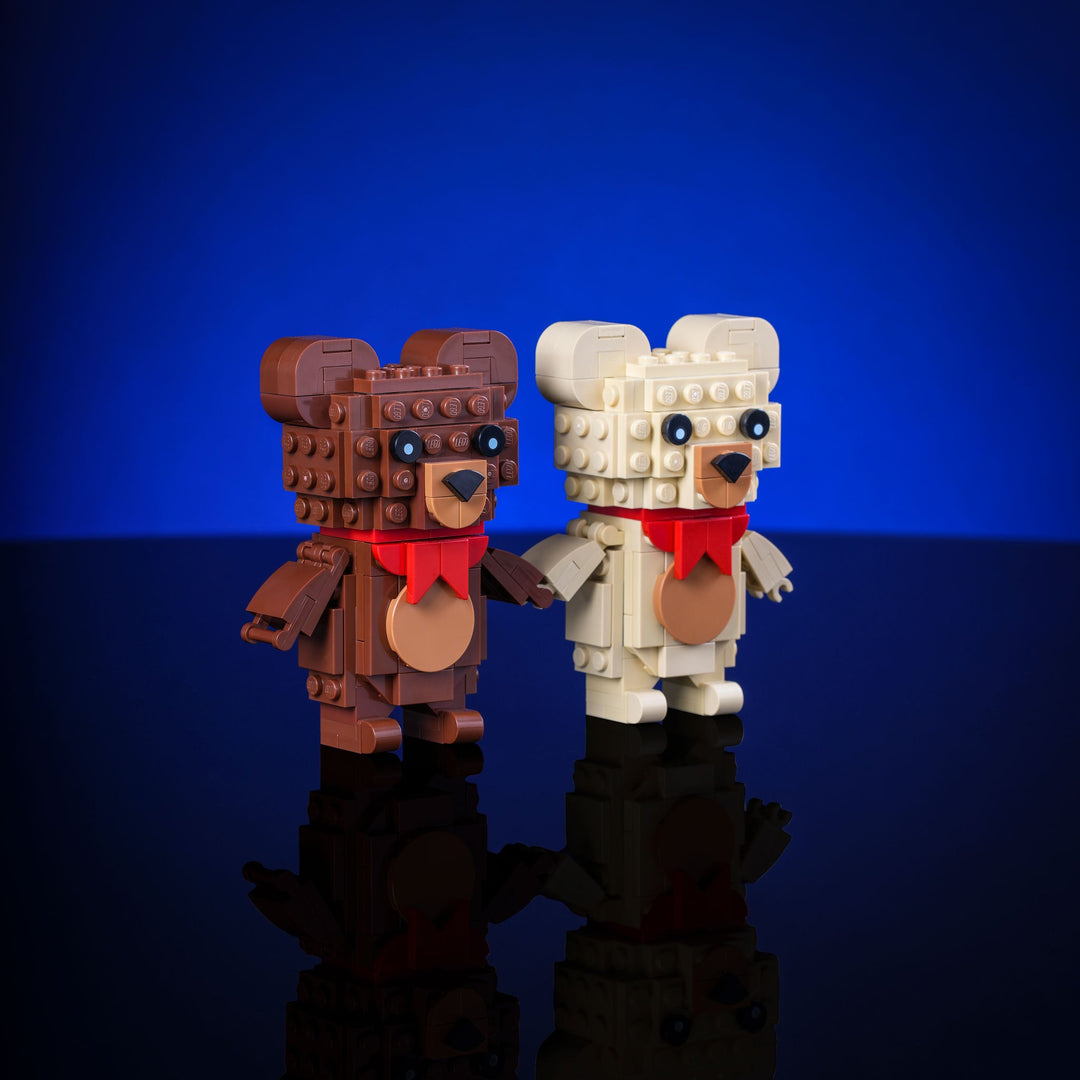Teddy Pair made of LEGO bricks by Bricker Builds 
