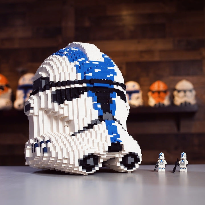 501st Trooper Life-Sized Helmet (instructions) in LEGO® bricks - Bricker Builds™
