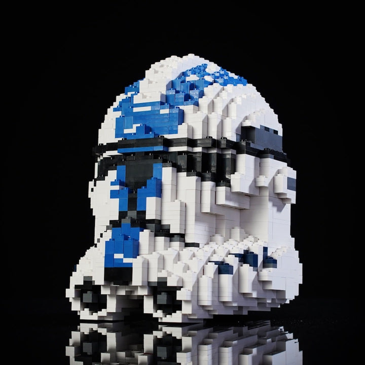 501st Trooper Life-Sized Helmet (instructions) in LEGO® bricks - Bricker Builds™
