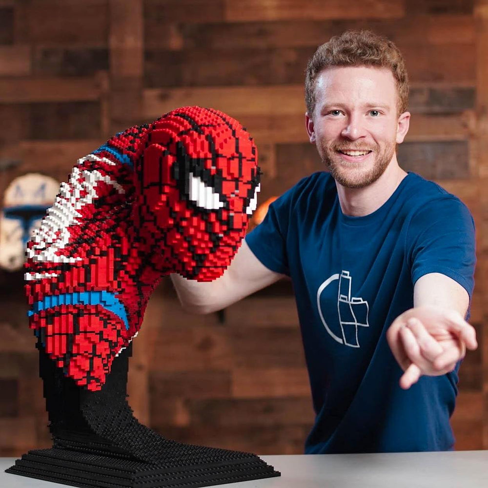 Spider-Man Advanced Suit Bust (instructions) in LEGO bricks - Bricker Builds