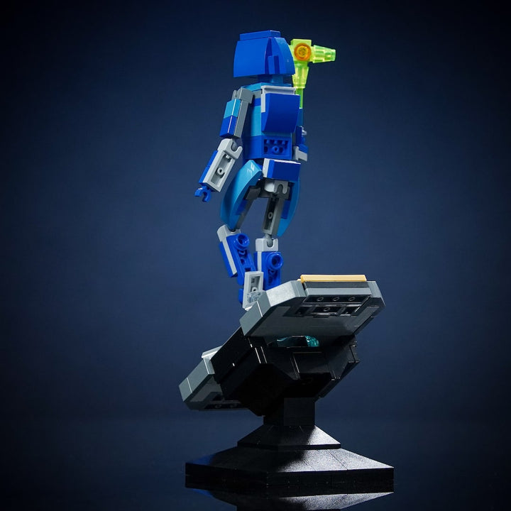 Spartan 117 Companion on Data Crystal Chip built with LEGO® bricks - by Bricker Builds