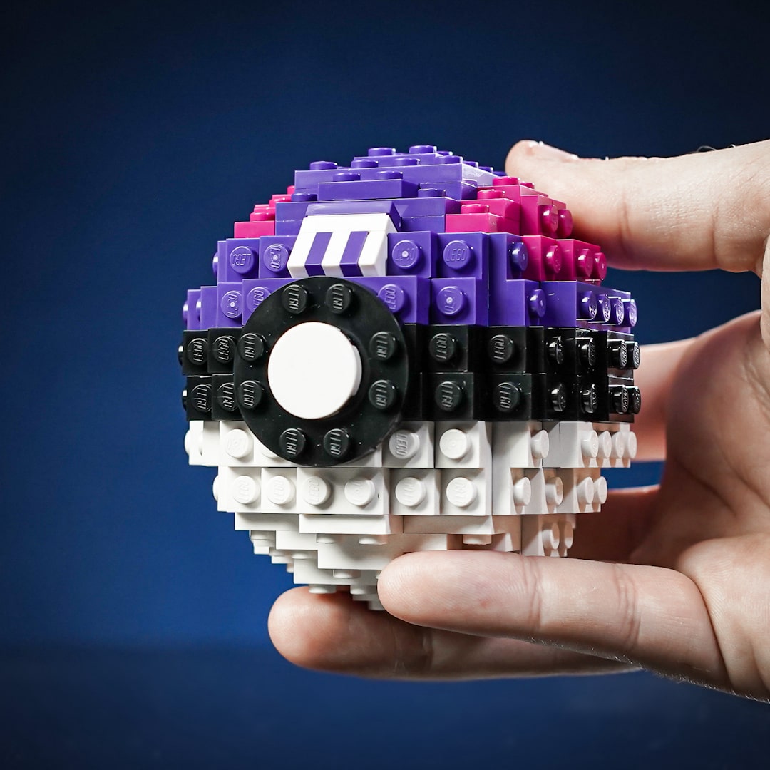 Pocket Sphere Life-Sized Replicas  Build it Yourself with LEGO® – Bricker  Builds