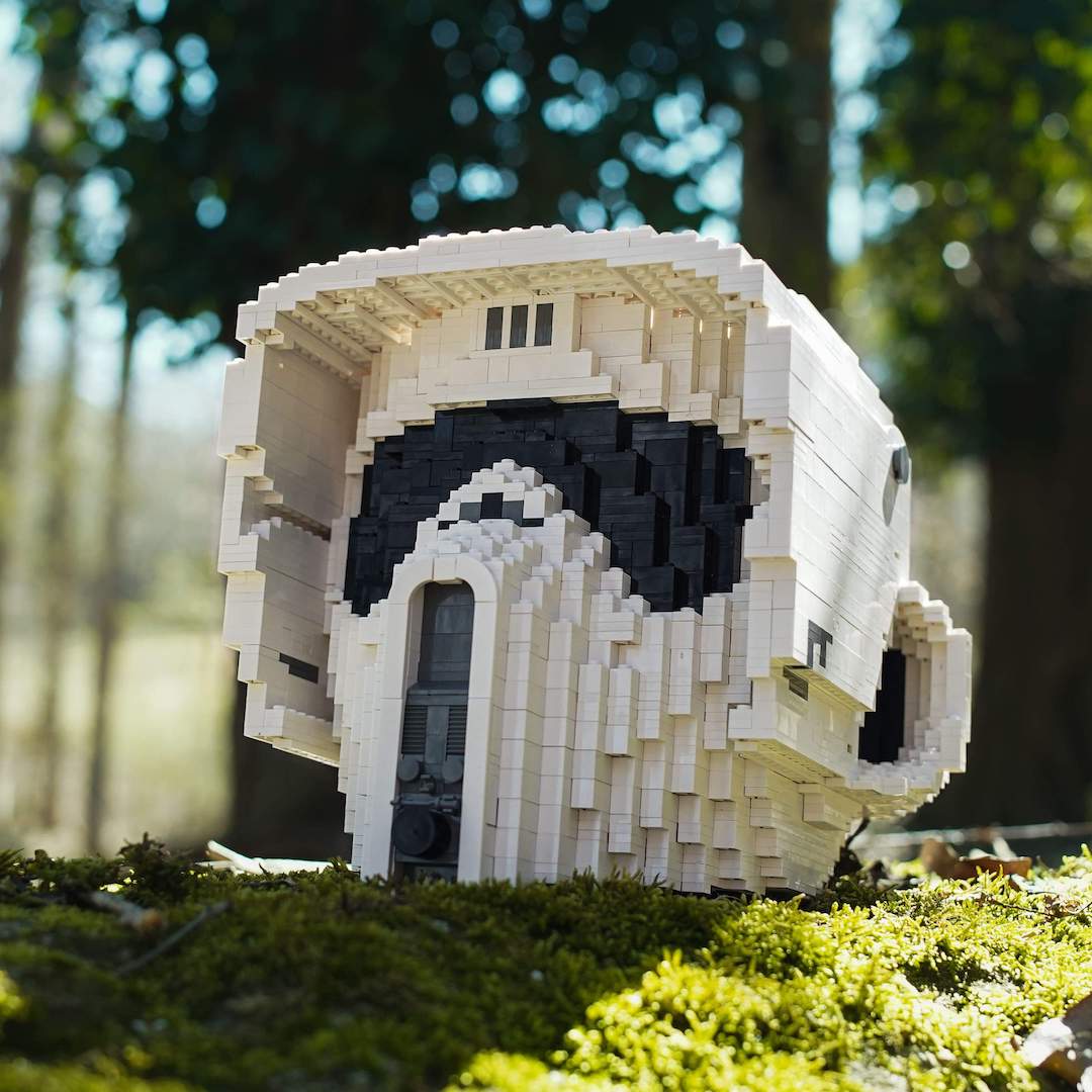 Scout Trooper Life-Sized Helmet (instructions) in LEGO bricks - Bricker Builds